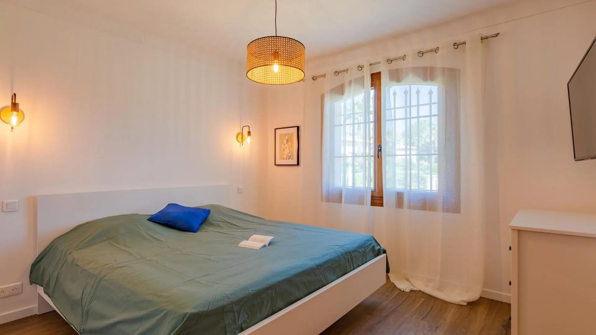 Holiday Home Beauregard By Interhome لي إيسامبر 0*,