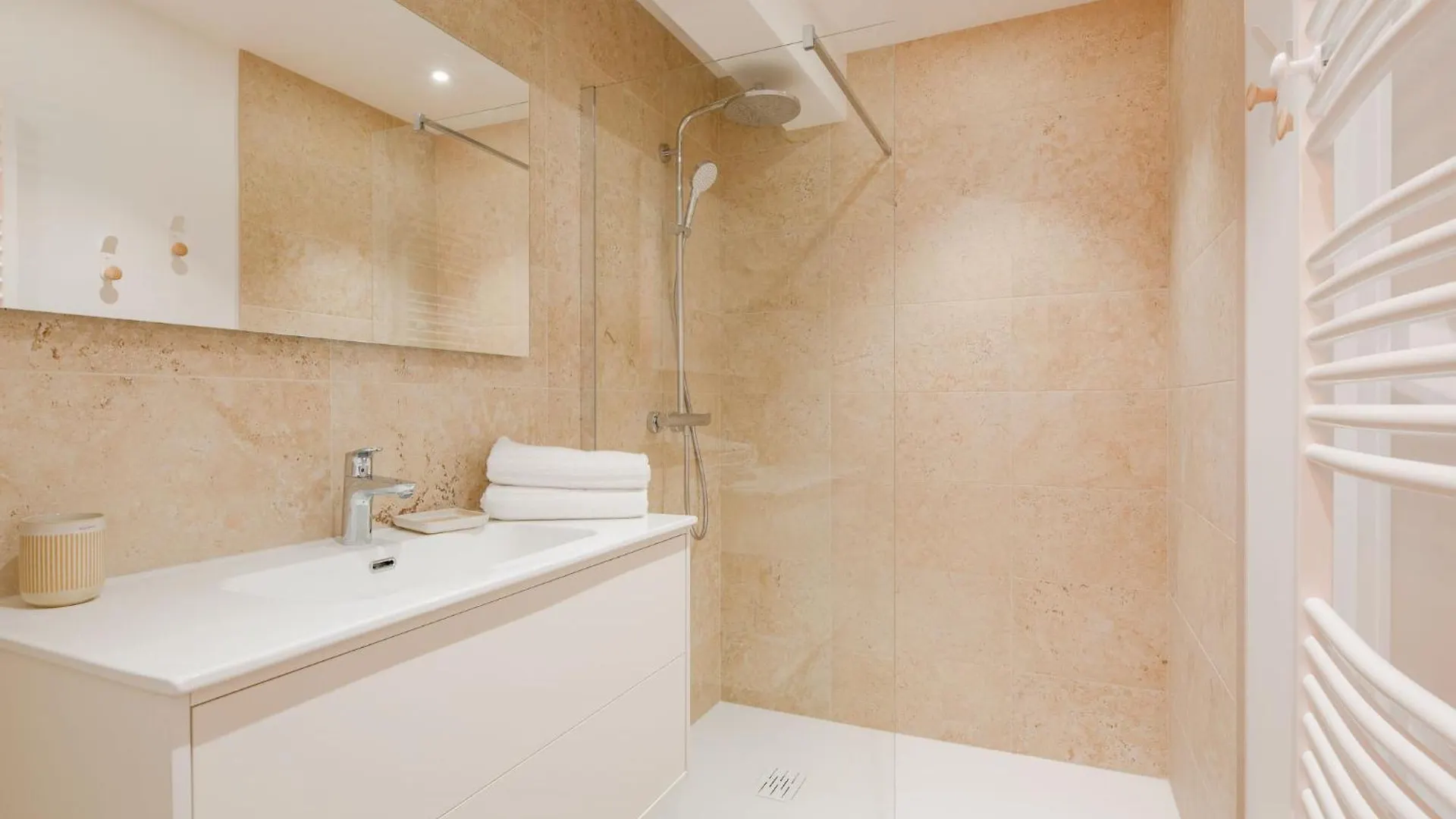 Holiday Home Beauregard By Interhome لي إيسامبر